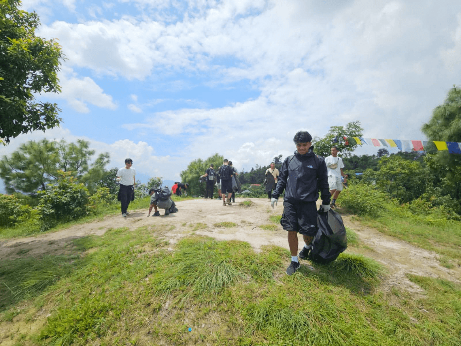 WebX team members during the Tarevir trail cleanup